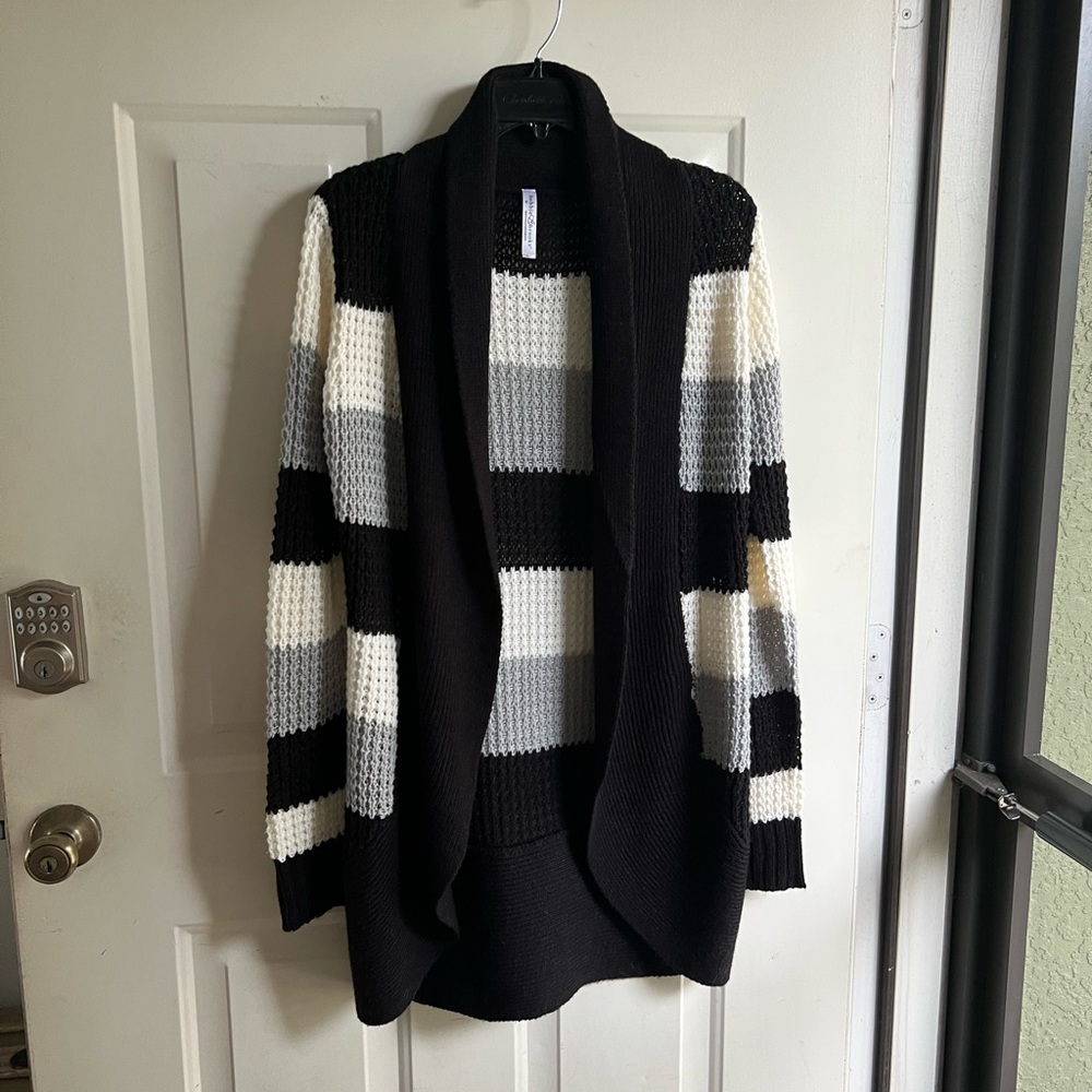 Women’s Lightweight Cardigan  size M